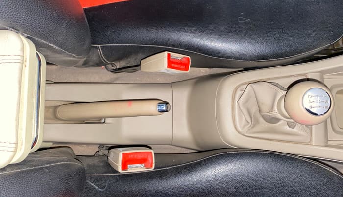 2013 Maruti Ertiga VXI, Petrol, Manual, 47,107 km, Gear Lever