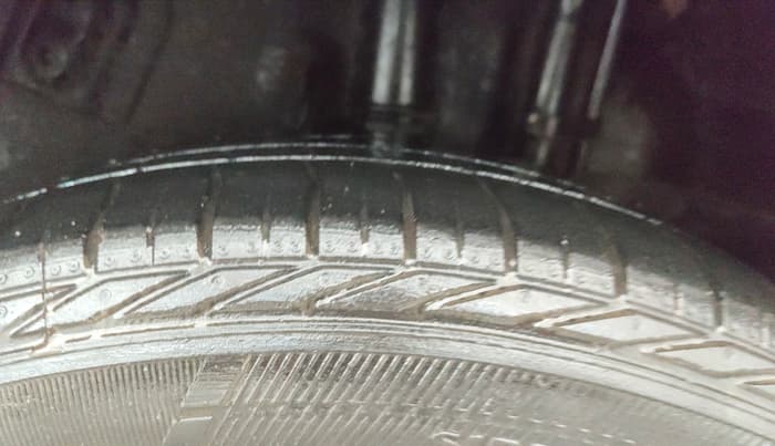 2018 Tata NEXON XMA PETROL, Petrol, Automatic, 38,696 km, Left Rear Tyre Tread