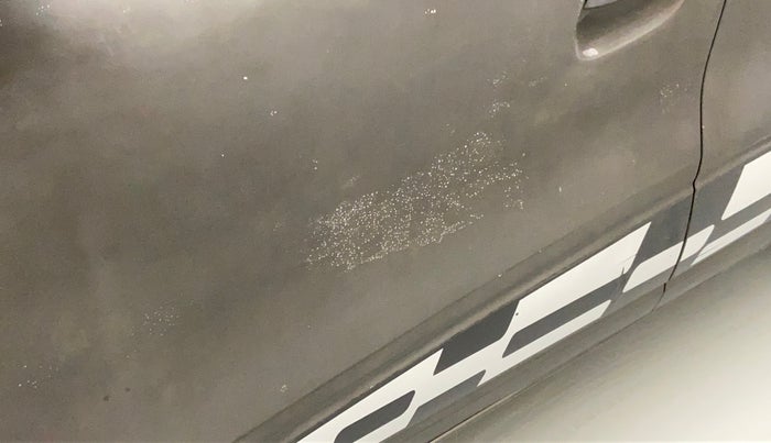 2016 Renault Kwid 1.0 RXT Opt, Petrol, Manual, 22,233 km, Front passenger door - Paint has faded