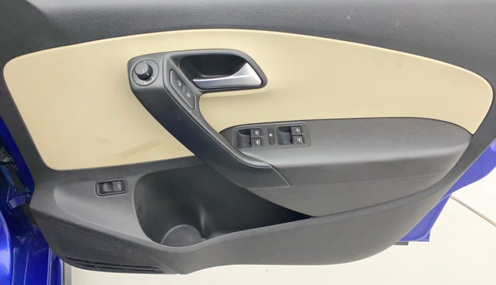 2019 Volkswagen Vento HIGHLINE PLUS 1.2 AT 16 ALLOY, Petrol, Automatic, 59,026 km, Driver Side Door Panels Control