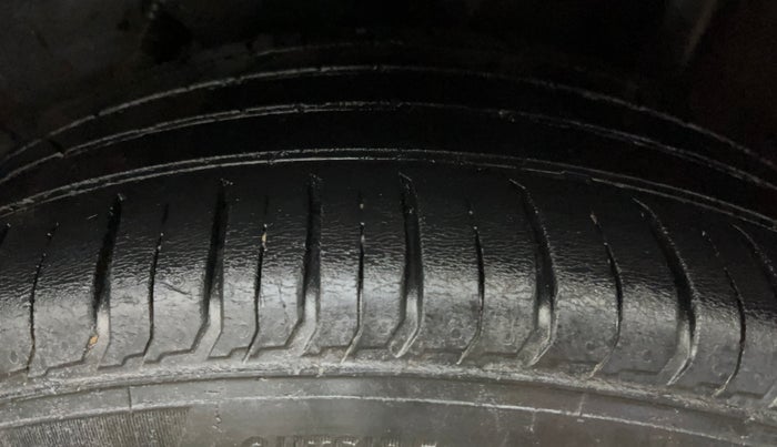 2021 Hyundai VENUE SX PLUS 1.0 TURBO DCT, Petrol, Automatic, 66,442 km, Left Rear Tyre Tread