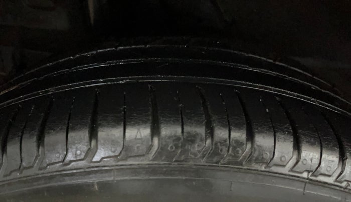 2021 Hyundai VENUE SX PLUS 1.0 TURBO DCT, Petrol, Automatic, 66,442 km, Right Rear Tyre Tread