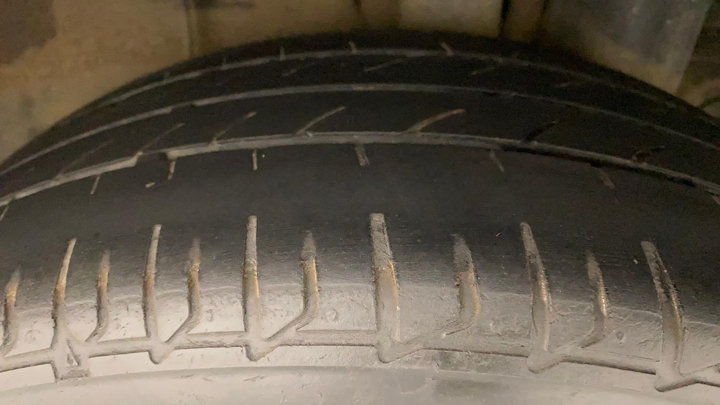 2017 Hyundai i20 Active 1.2 S, Petrol, Manual, 36,787 km, Left Rear Tyre Tread