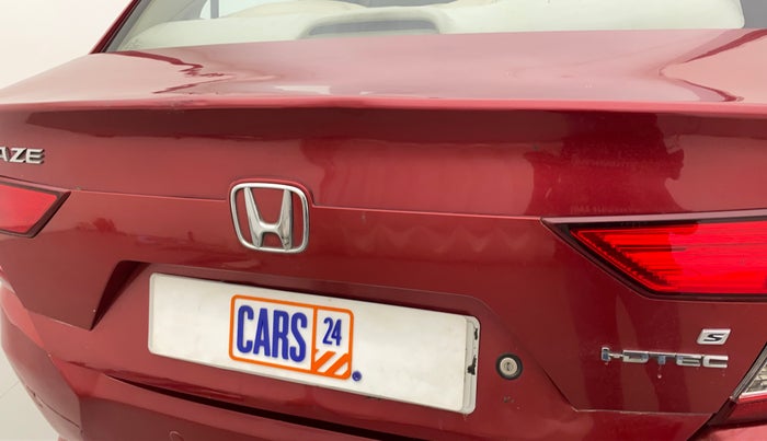 2018 Honda Amaze 1.5L I-DTEC S, Diesel, Manual, 1,17,185 km, Dicky (Boot door) - Minor scratches