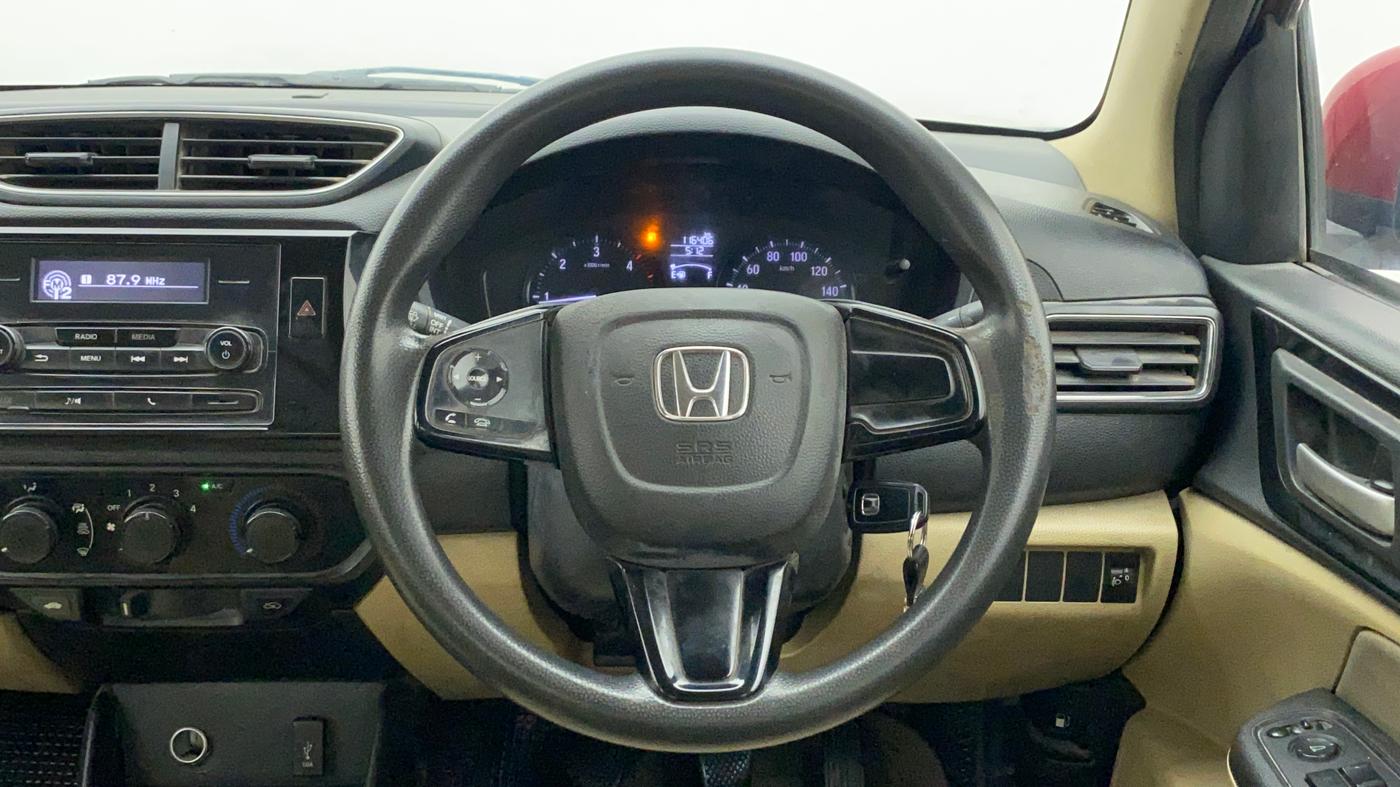 2018 Honda Amaze 1.5L I-DTEC S, Diesel, Manual, 1,17,185 km, Steering Wheel Close Up