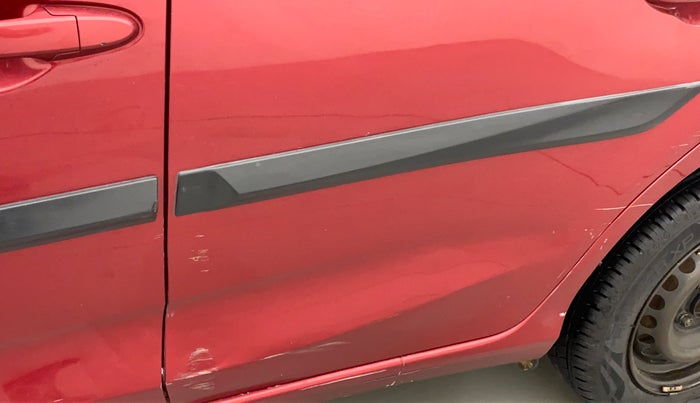 2018 Honda Amaze 1.5L I-DTEC S, Diesel, Manual, 1,17,185 km, Rear left door - Minor scratches
