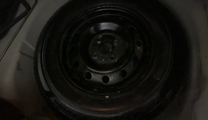 2014 Maruti Swift Dzire VXI, Petrol, Manual, 74,621 km, Spare Tyre