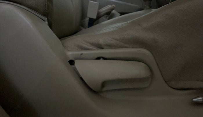 2014 Maruti Swift Dzire VXI, Petrol, Manual, 74,621 km, Driver Side Adjustment Panel