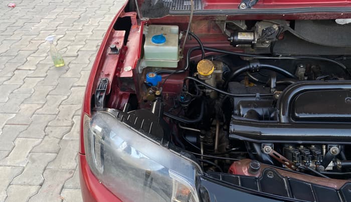 2019 Renault Kwid RXT 1.0 (O), CNG, Manual, 1,35,268 km, Engine View - Right