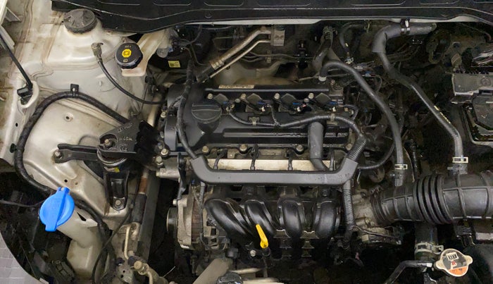 2021 Hyundai VENUE S+ 1.2, Petrol, Manual, 22,786 km, Engine View - Right