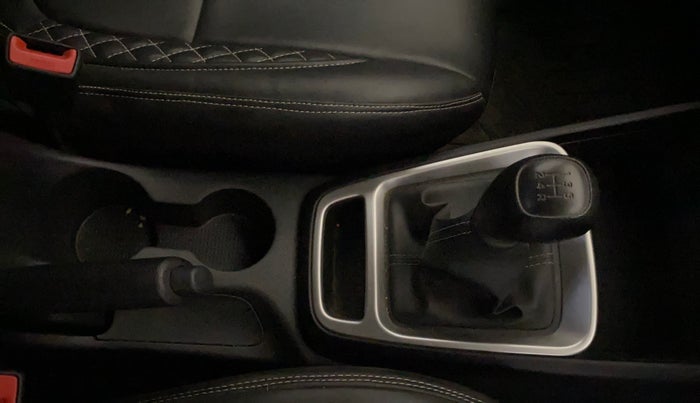 2021 Hyundai VENUE S+ 1.2, Petrol, Manual, 22,786 km, Gear Lever