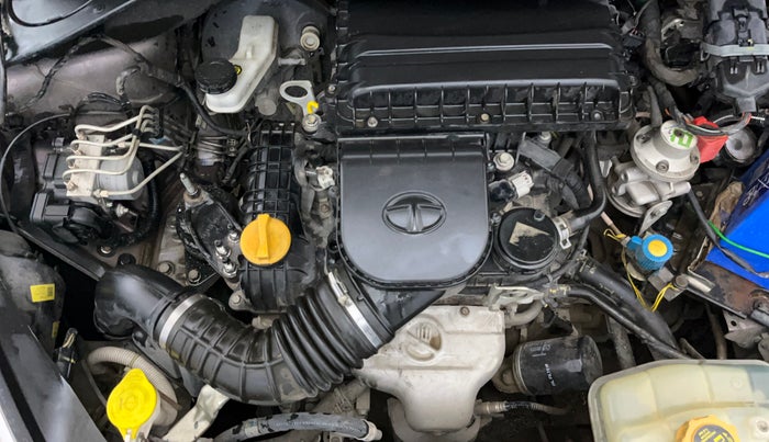 2019 Tata Tiago XZA PETROL, CNG, Automatic, 93,266 km, Engine View - Right