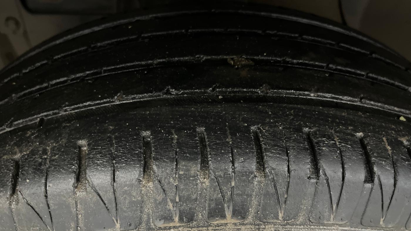 2021 Toyota URBAN CRUISER HIGH GRADE MT, Petrol, Manual, 57,368 km, Left Front Tyre Tread