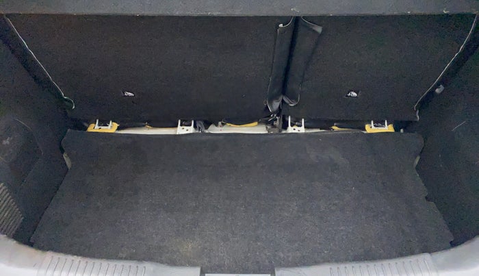 2020 Maruti IGNIS ZETA 1.2 K12, Petrol, Manual, 20,942 km, Boot Inside