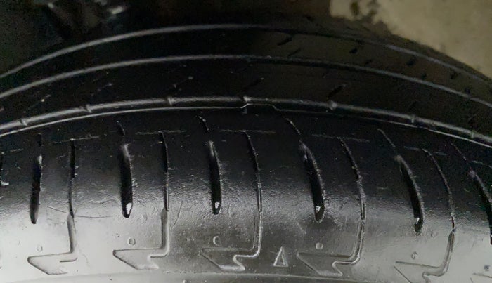 2020 Maruti IGNIS ZETA 1.2 K12, Petrol, Manual, 20,942 km, Right Front Tyre Tread