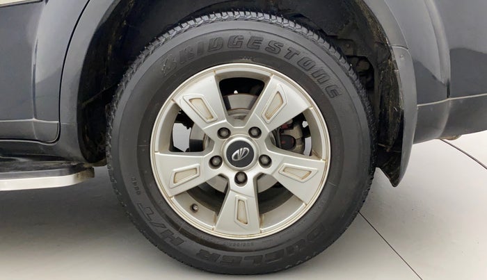 2015 Mahindra XUV500 W8, Diesel, Manual, 95,340 km, Left Rear Wheel