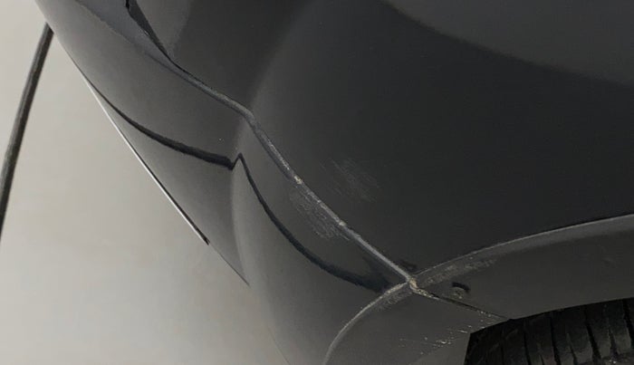 2015 Mahindra XUV500 W8, Diesel, Manual, 95,340 km, Front bumper - Minor scratches