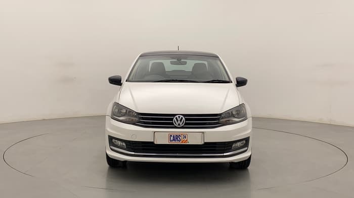 2016 Volkswagen Vento HIGHLINE 1.5 AT, Diesel, Automatic, 1,02,155 km, Front