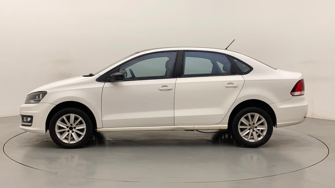2016 Volkswagen Vento HIGHLINE 1.5 AT, Diesel, Automatic, 1,02,155 km, Left Side