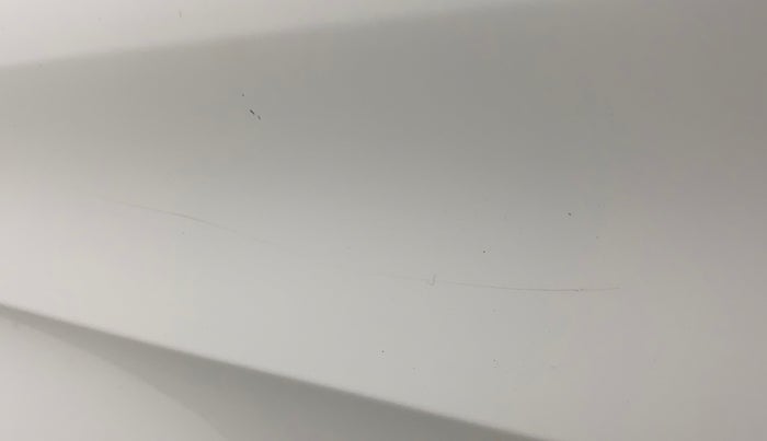 2016 Volkswagen Vento HIGHLINE 1.5 AT, Diesel, Automatic, 1,02,155 km, Left fender - Minor scratches
