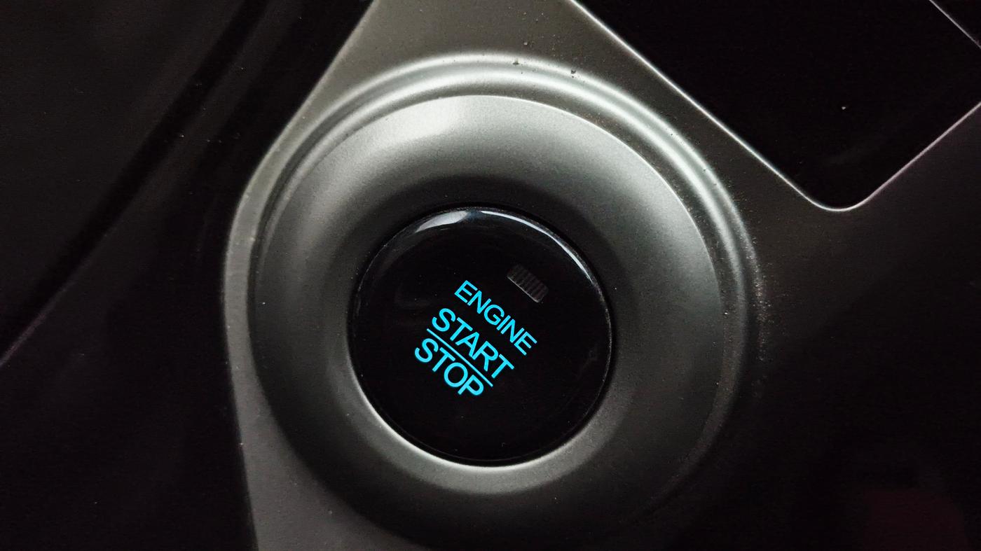 2018 Mahindra XUV500 W11, Diesel, Manual, 68,288 km, Keyless Start/ Stop Button