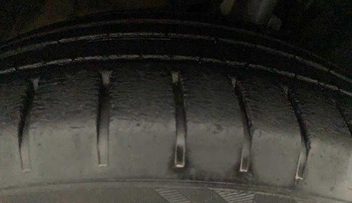2020 Toyota Glanza V CVT, Petrol, Automatic, 57,023 km, Right Rear Tyre Tread