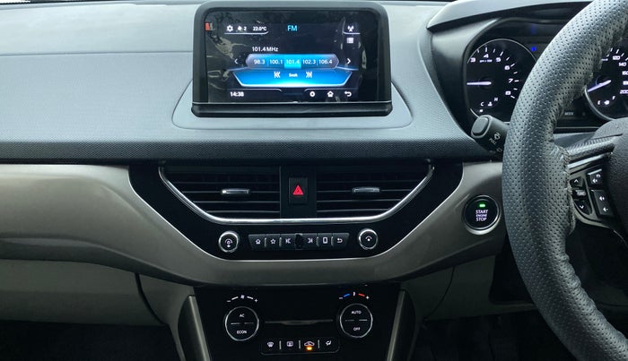 2018 Tata NEXON XZ+ 1.2 DUAL TONE, Petrol, Manual, 21,128 km, Air Conditioner