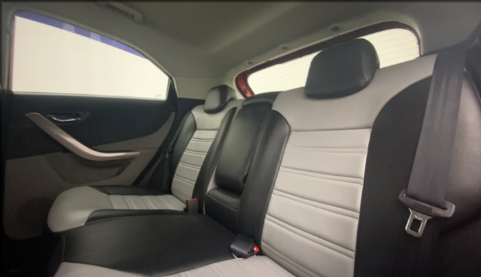2018 Tata NEXON XZ+ 1.2 DUAL TONE, Petrol, Manual, 21,128 km, Right Side Rear Door Cabin