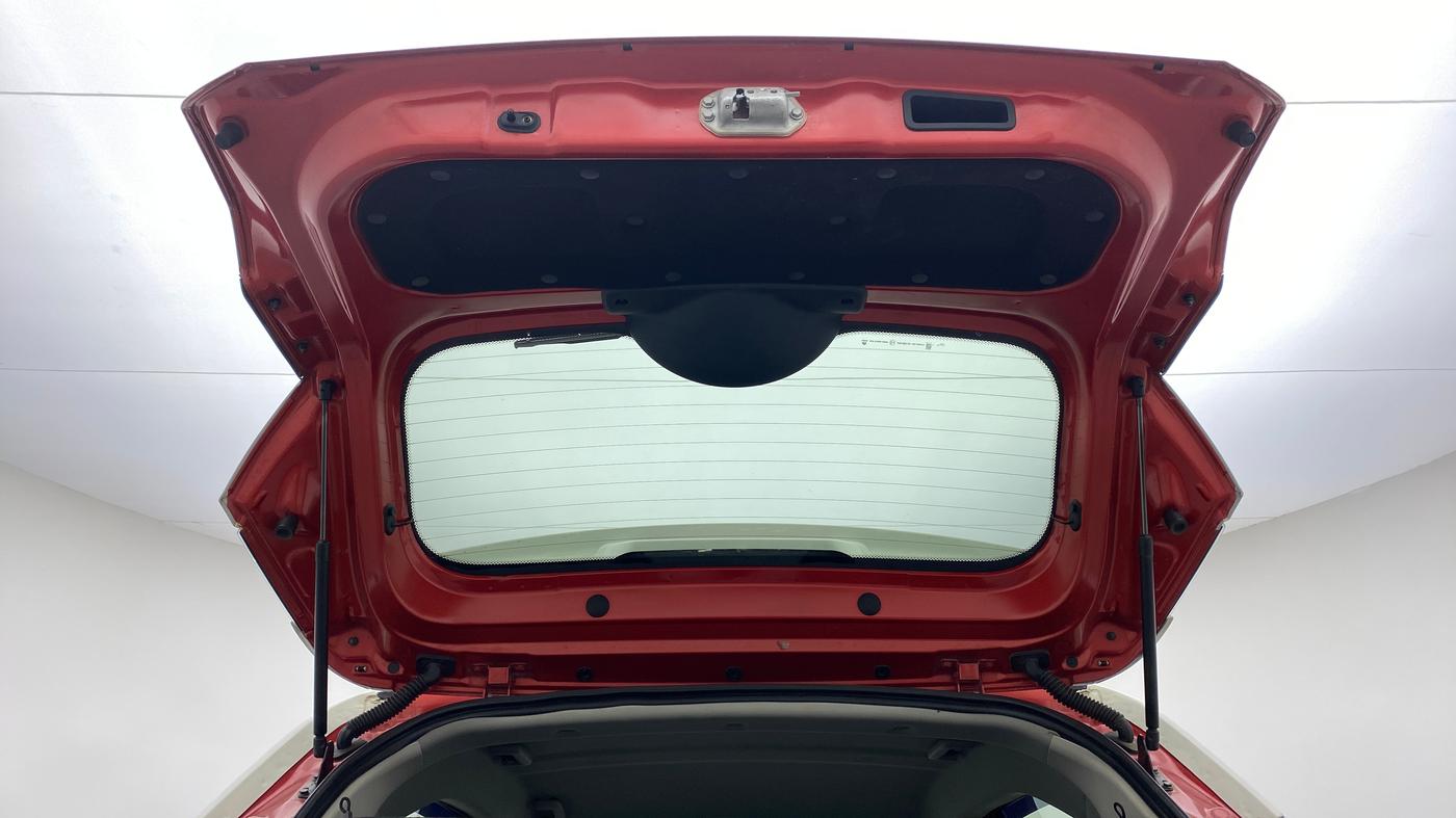 2018 Tata NEXON XZ+ 1.2 DUAL TONE, Petrol, Manual, 21,128 km, Boot Door Open