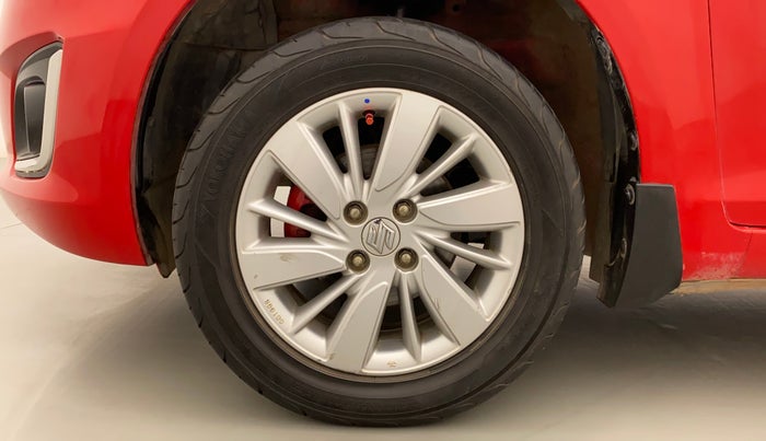 2017 Maruti Swift ZXI, Petrol, Manual, 91,546 km, Left Front Wheel
