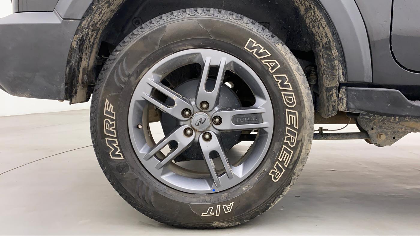 2021 Mahindra Thar LX HT PETROL 4WD MT, Petrol, Manual, 27,763 km, Right Rear Wheel