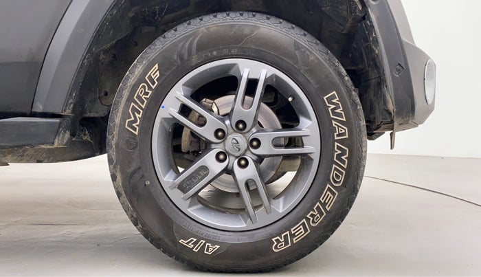 2021 Mahindra Thar LX HT PETROL 4WD MT, Petrol, Manual, 27,763 km, Right Front Wheel