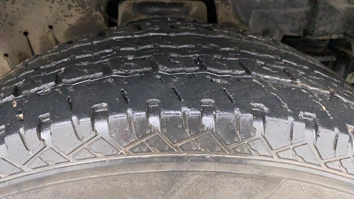 2021 Mahindra Thar LX HT PETROL 4WD MT, Petrol, Manual, 27,763 km, Right Front Tyre Tread