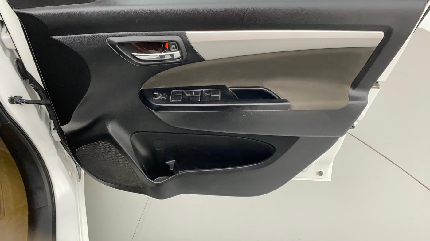 2018 Maruti Ertiga VDI SHVS, Diesel, Manual, 70,534 km, Driver Side Door Panels Control