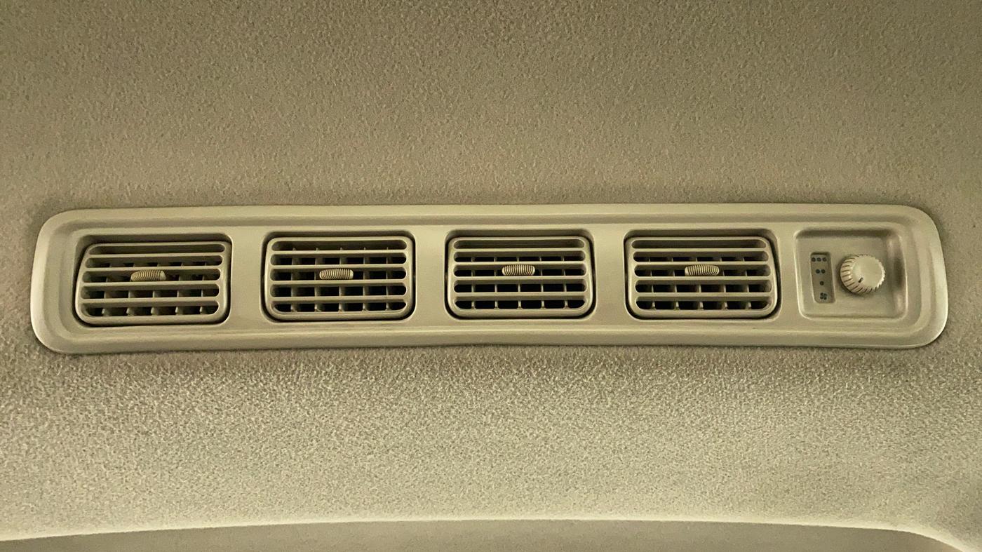 2018 Maruti Ertiga VDI SHVS, Diesel, Manual, 70,534 km, Rear AC Vents