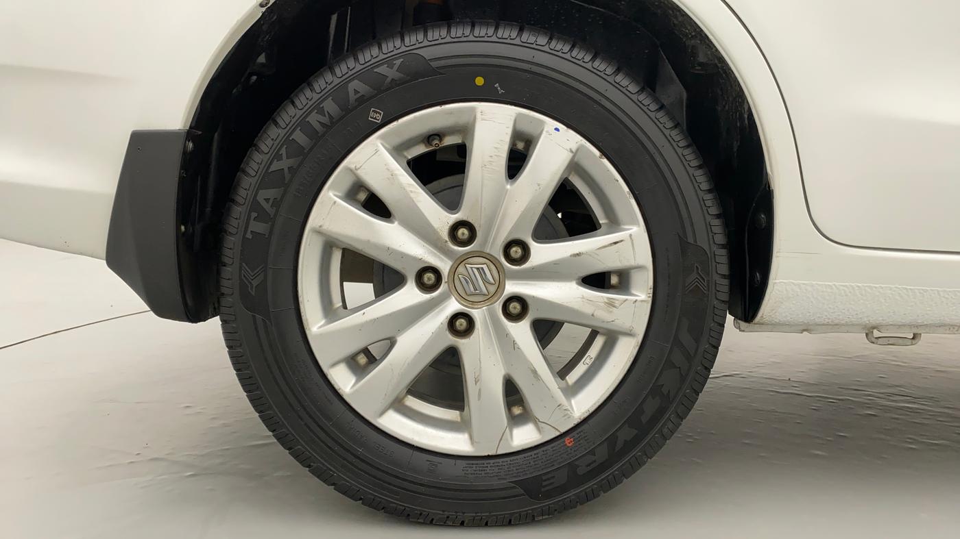 2018 Maruti Ertiga VDI SHVS, Diesel, Manual, 70,534 km, Right Rear Wheel