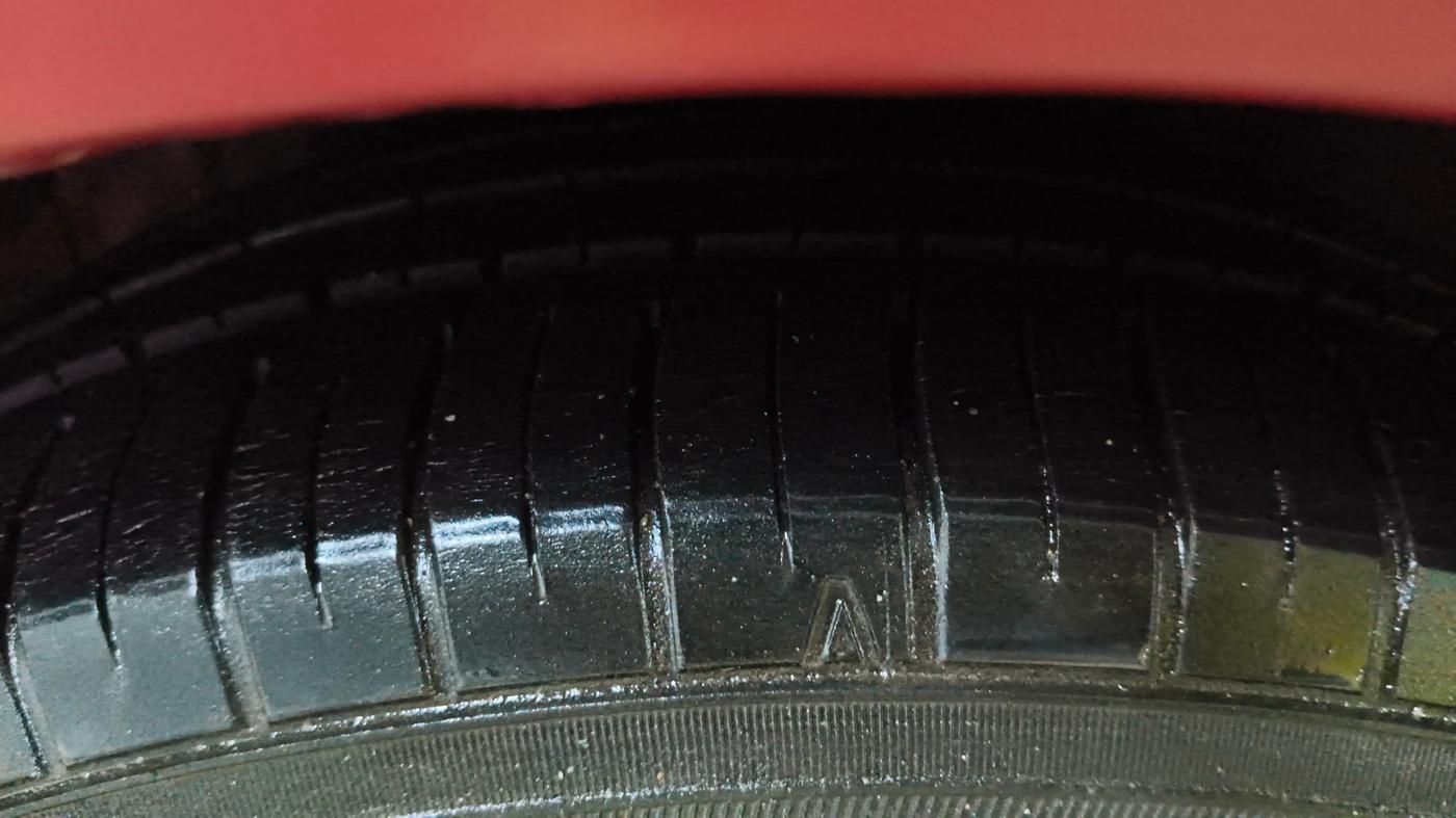 2013 Chevrolet Enjoy 1.3 LS 7 STR, Diesel, Manual, 79,333 km, Left Front Tyre Tread