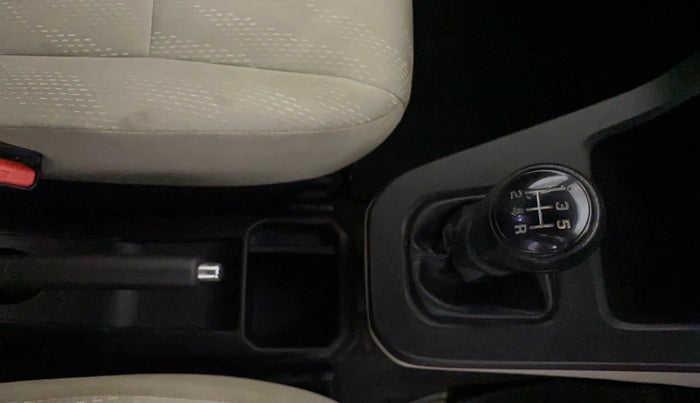 2019 Maruti New Wagon-R VXI (O) 1.2, Petrol, Manual, 74,374 km, Gear Lever