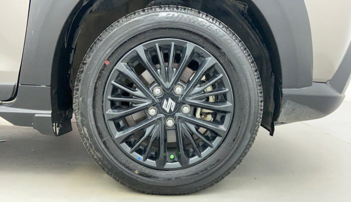 2019 Maruti XL6 ALPHA AT SHVS, Petrol, Automatic, 15,868 km, Right Front Tyre