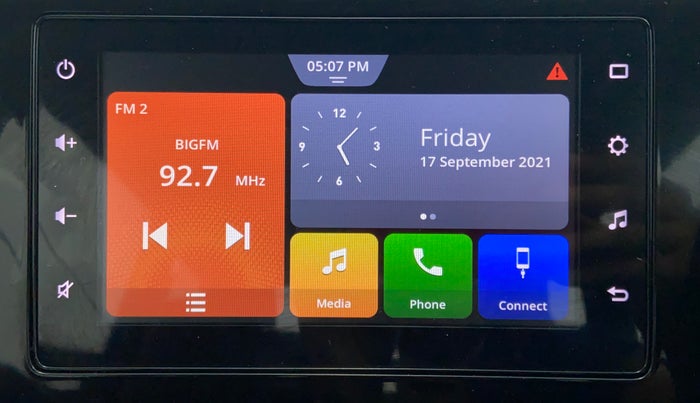 2019 Maruti XL6 ALPHA AT SHVS, Petrol, Automatic, 15,868 km, Infotainment System