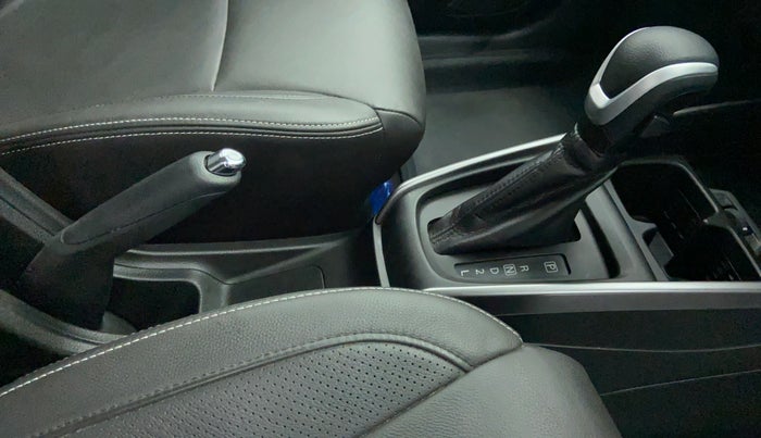 2019 Maruti XL6 ALPHA AT SHVS, Petrol, Automatic, 15,868 km, Gear Lever