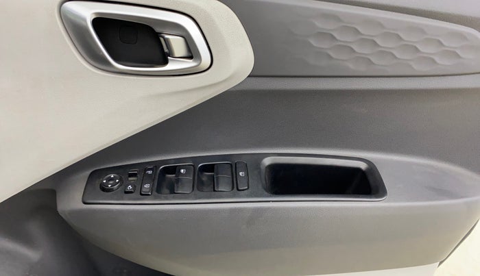 2021 Hyundai GRAND I10 NIOS SPORTZ AMT 1.2 KAPPA VTVT, Petrol, Automatic, 19,605 km, Driver Side Door Panels Control