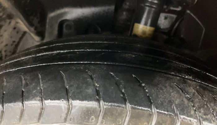 2016 Ford Ecosport TITANIUM 1.5L PETROL AT, Petrol, Automatic, 78,012 km, Left Front Tyre Tread