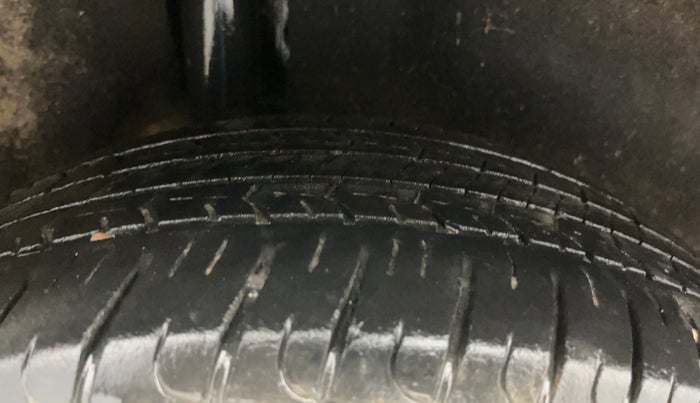 2016 Ford Ecosport TITANIUM 1.5L PETROL AT, Petrol, Automatic, 78,012 km, Right Rear Tyre Tread