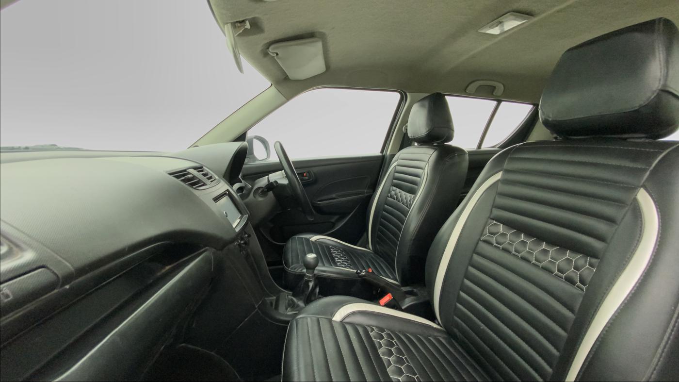2014 Maruti Swift LDI, Diesel, Manual, 1,14,982 km, Right Side Front Door Cabin