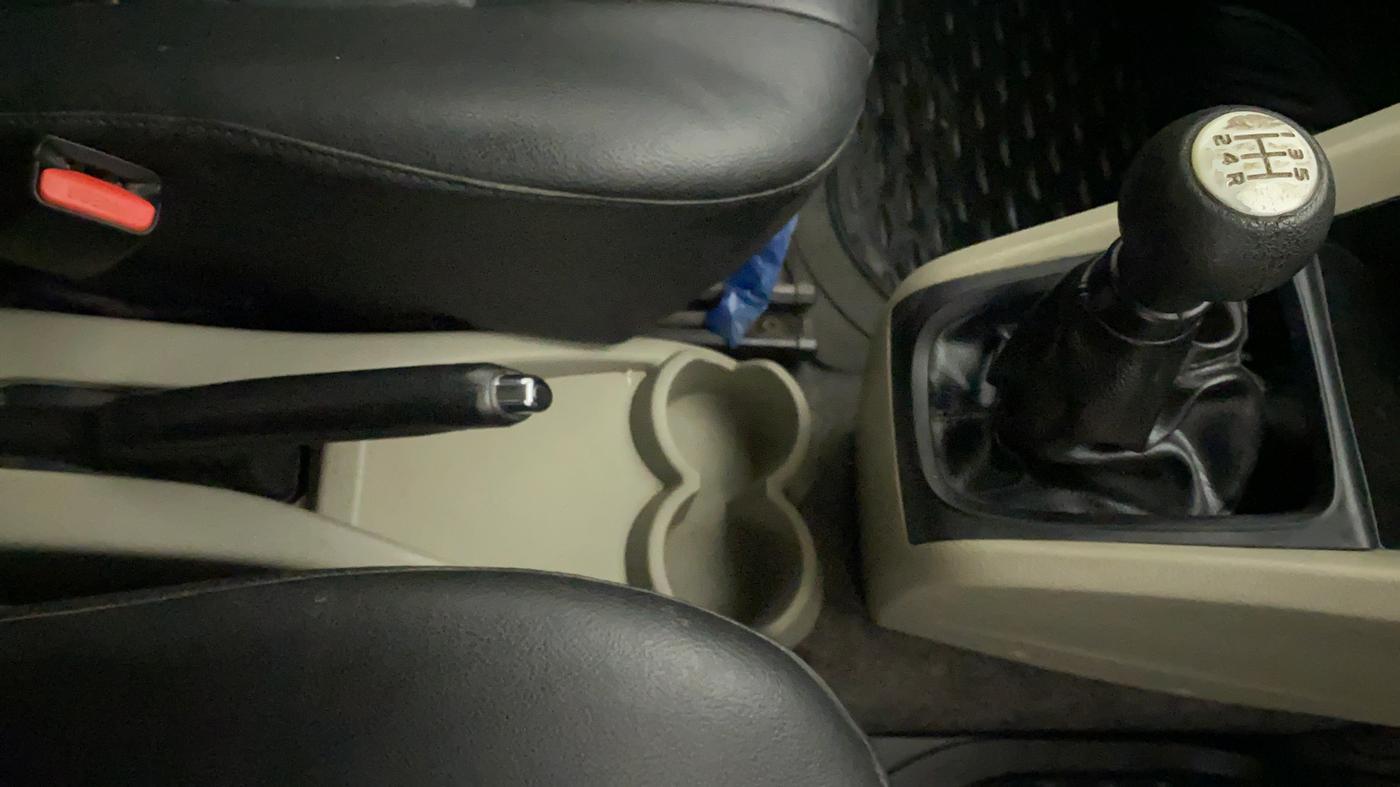 2014 Maruti Celerio VXI, Petrol, Manual, 65,485 km, Gear Lever