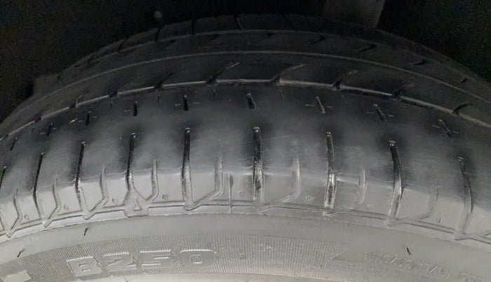 2017 Maruti Baleno DELTA CVT PETROL 1.2, Petrol, Automatic, 49,352 km, Left Rear Tyre Tread