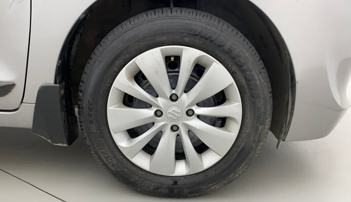 2017 Maruti Baleno DELTA CVT PETROL 1.2, Petrol, Automatic, 49,352 km, Right Front Wheel
