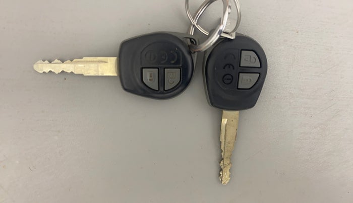 2022 Maruti Ertiga VXI CNG, CNG, Manual, 30,540 km, Key Close Up