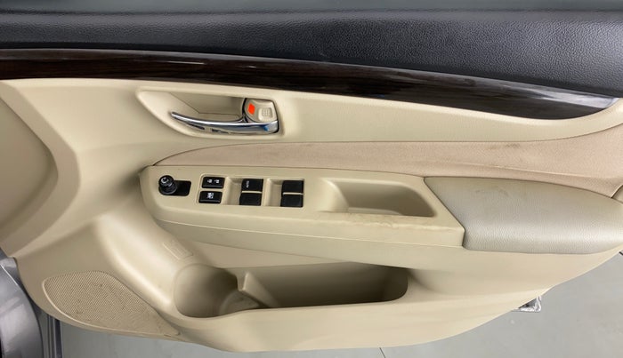 2018 Maruti Ciaz SIGMA 1.4 VVT, Petrol, Manual, 20,966 km, Driver Side Door Panels Control
